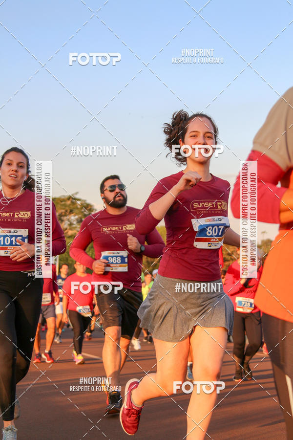 Buy your photos of the eventSunset Run 2019 on Fotop