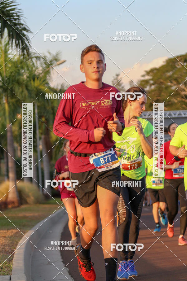 Buy your photos of the eventSunset Run 2019 on Fotop