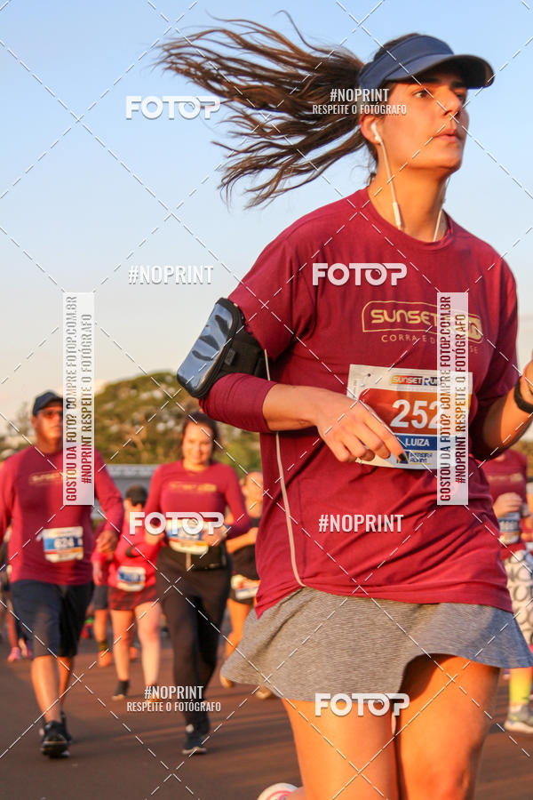 Buy your photos of the eventSunset Run 2019 on Fotop