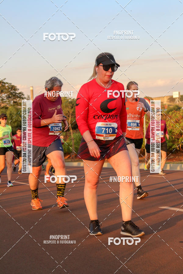 Buy your photos of the eventSunset Run 2019 on Fotop