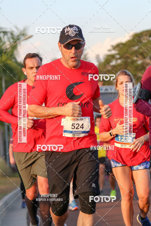 Buy your photos of the eventSunset Run 2019 on Fotop