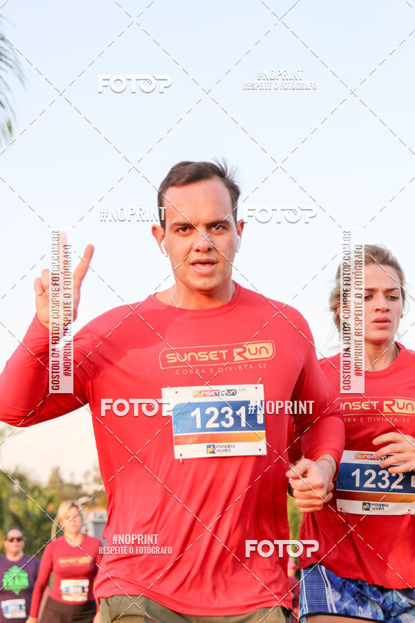 Buy your photos of the eventSunset Run 2019 on Fotop