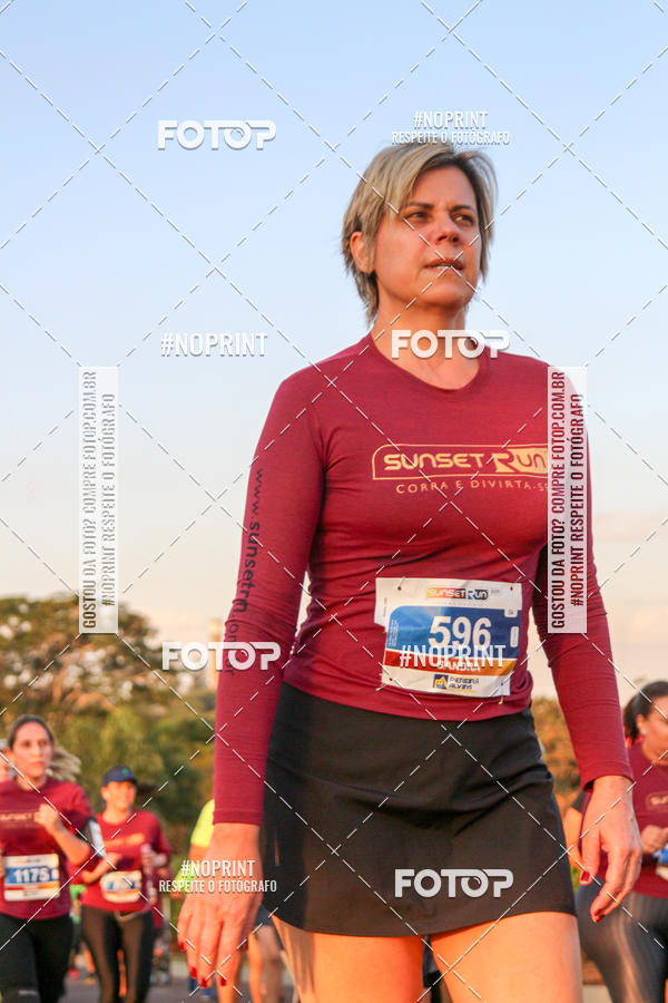 Buy your photos of the eventSunset Run 2019 on Fotop