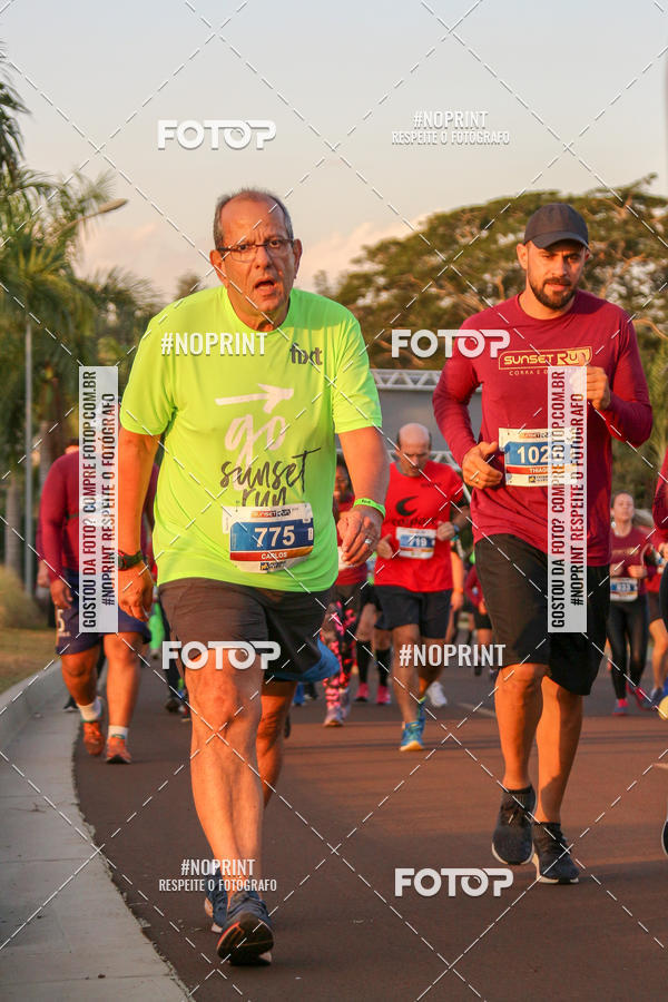 Buy your photos of the eventSunset Run 2019 on Fotop