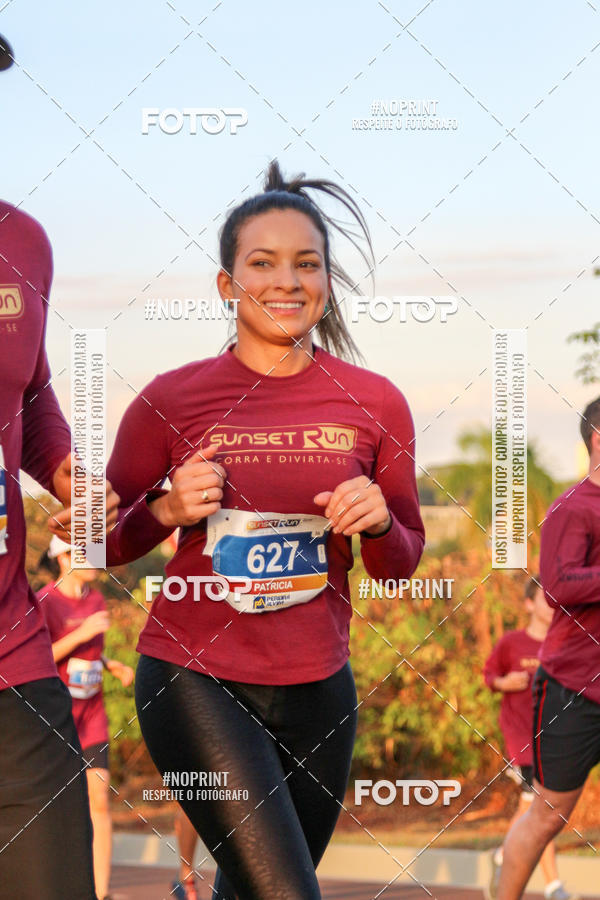 Buy your photos of the eventSunset Run 2019 on Fotop