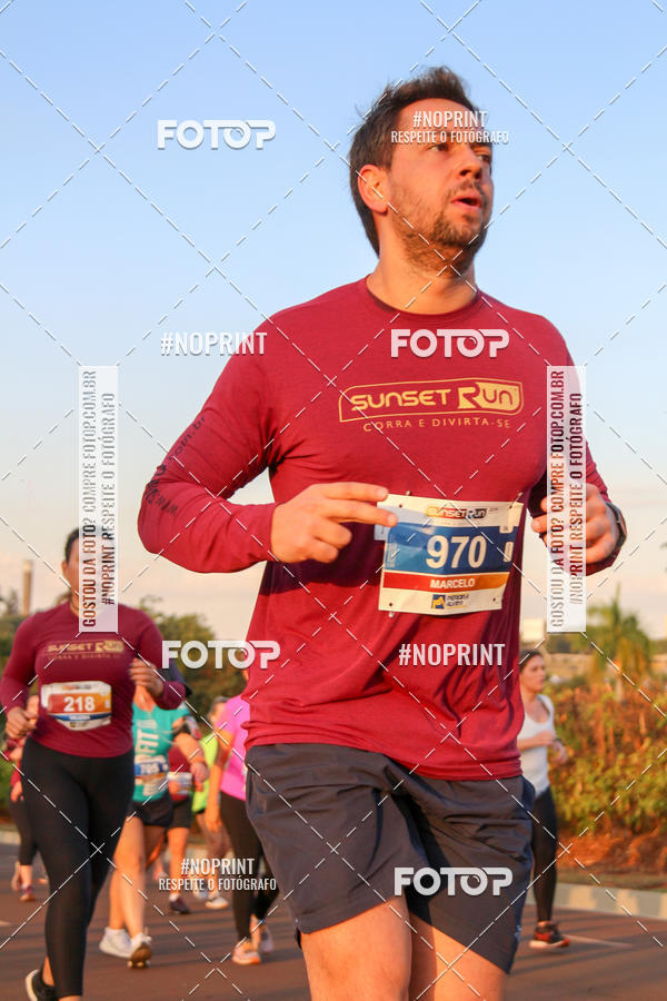 Buy your photos of the eventSunset Run 2019 on Fotop