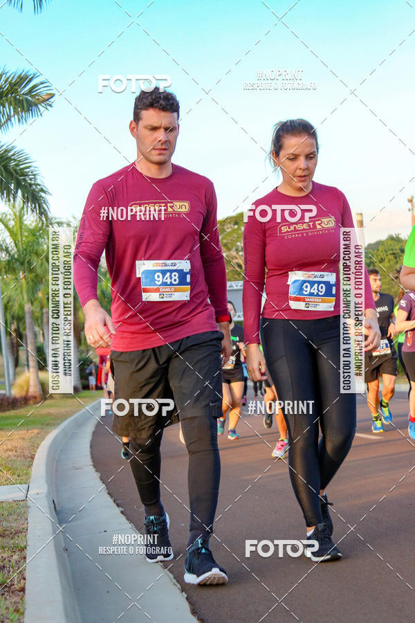 Buy your photos of the eventSunset Run 2019 on Fotop