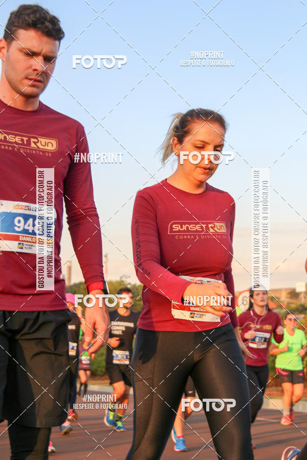 Buy your photos of the eventSunset Run 2019 on Fotop