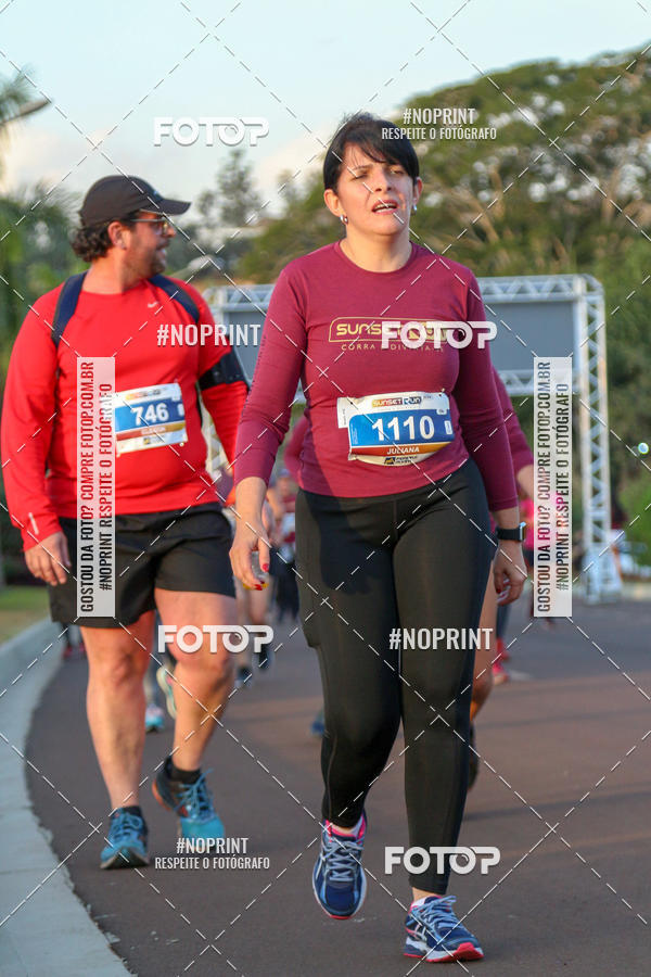 Buy your photos of the eventSunset Run 2019 on Fotop