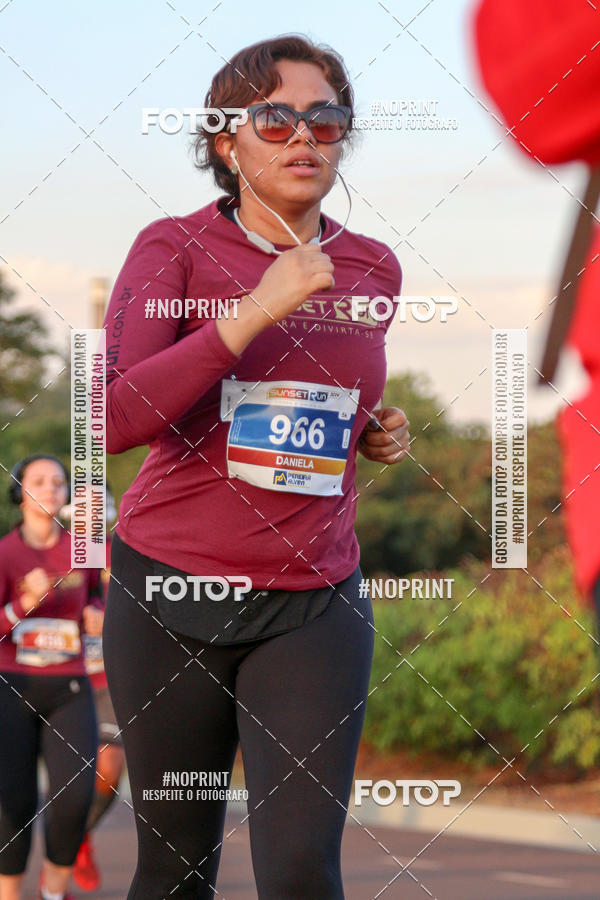 Buy your photos of the eventSunset Run 2019 on Fotop