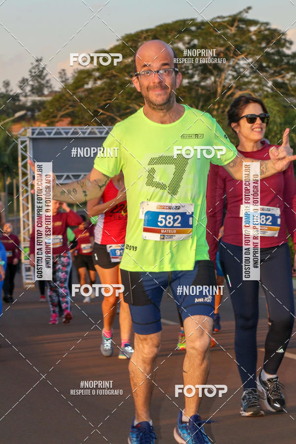 Buy your photos of the eventSunset Run 2019 on Fotop