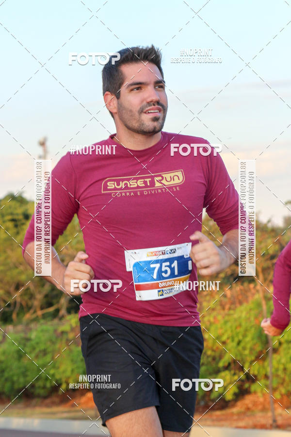 Buy your photos of the eventSunset Run 2019 on Fotop