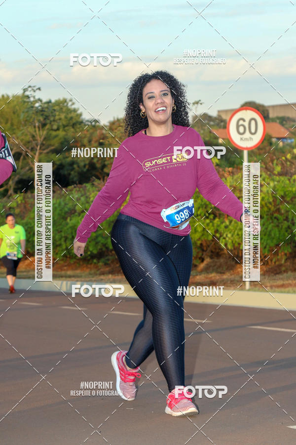 Buy your photos of the eventSunset Run 2019 on Fotop