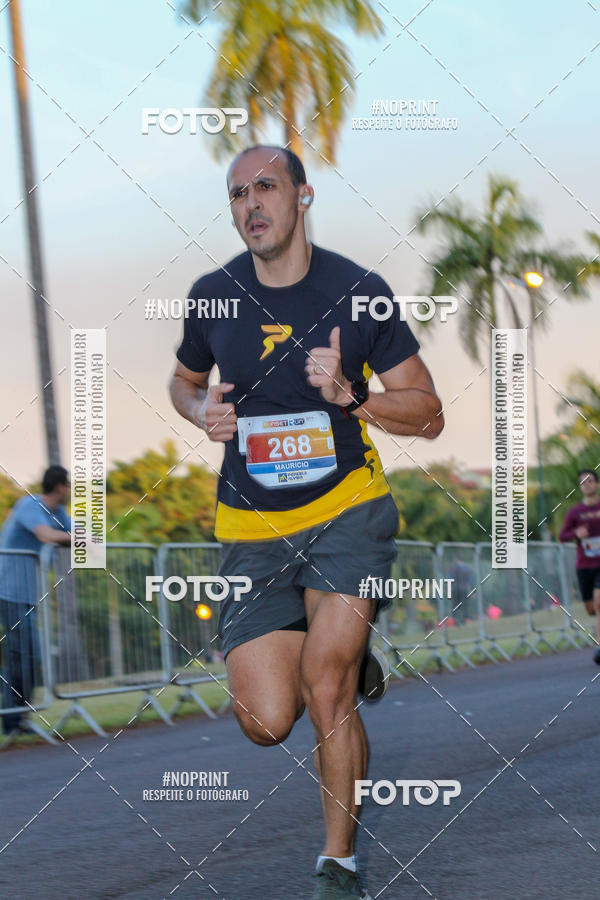 Buy your photos of the eventSunset Run 2019 on Fotop