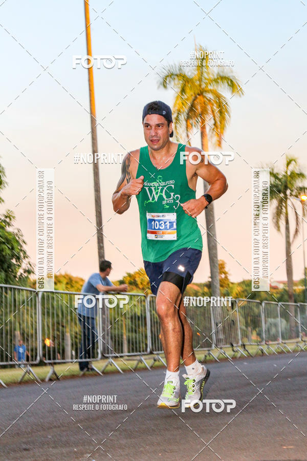 Buy your photos of the eventSunset Run 2019 on Fotop