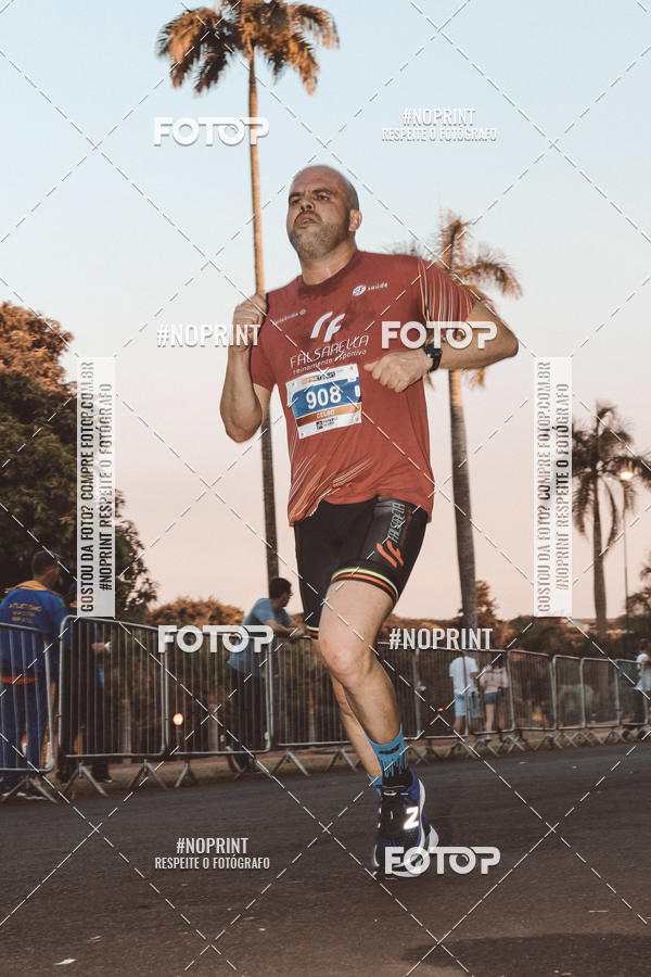 Buy your photos of the eventSunset Run 2019 on Fotop