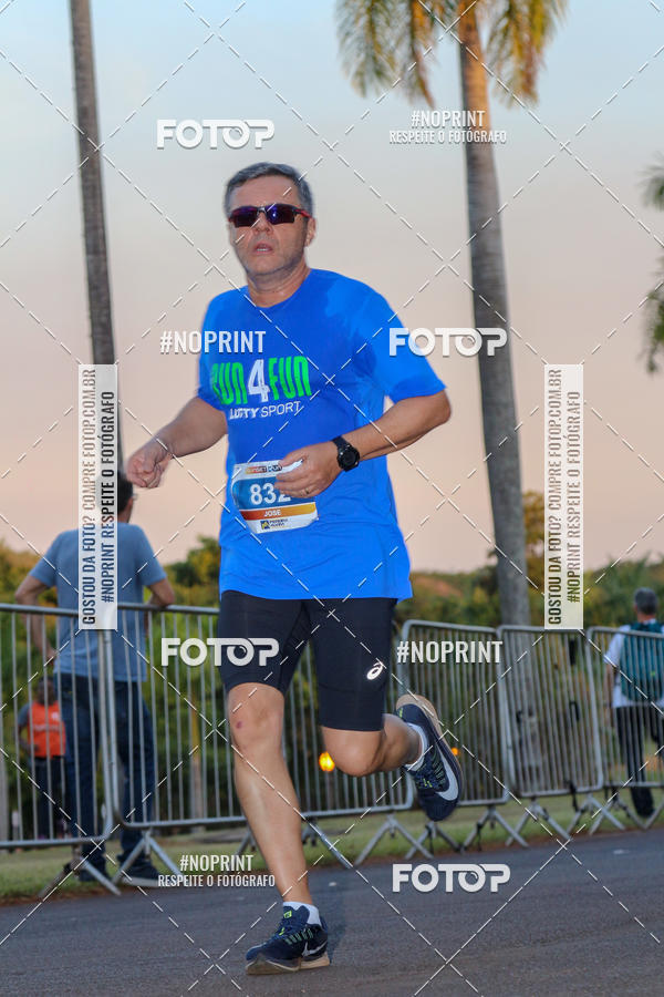 Buy your photos of the eventSunset Run 2019 on Fotop