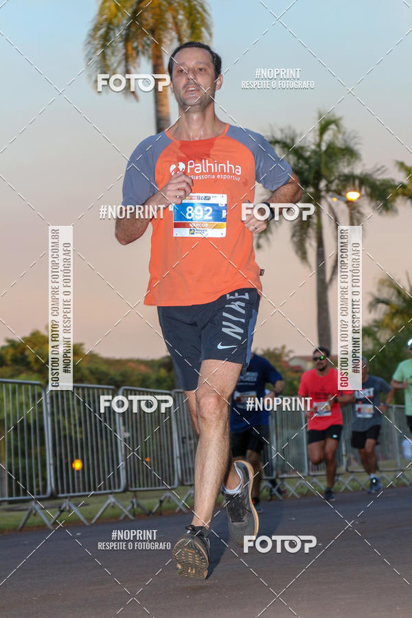 Buy your photos of the eventSunset Run 2019 on Fotop