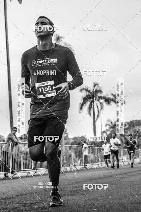 Buy your photos of the eventSunset Run 2019 on Fotop