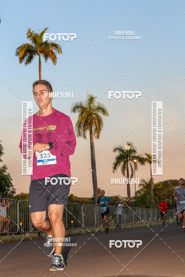 Buy your photos of the eventSunset Run 2019 on Fotop