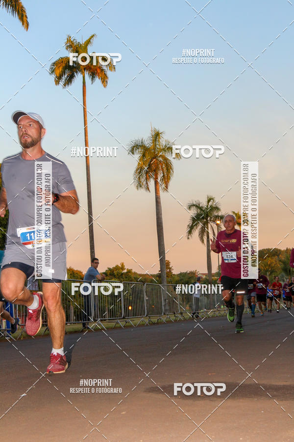 Buy your photos of the eventSunset Run 2019 on Fotop
