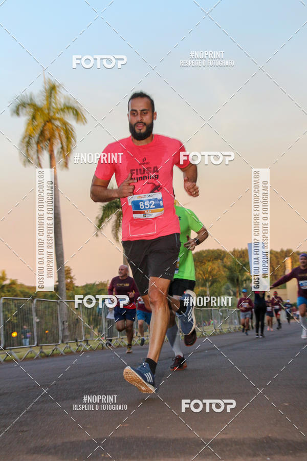 Buy your photos of the eventSunset Run 2019 on Fotop
