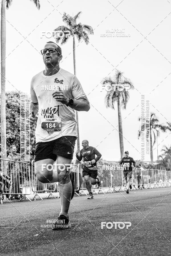 Buy your photos of the eventSunset Run 2019 on Fotop