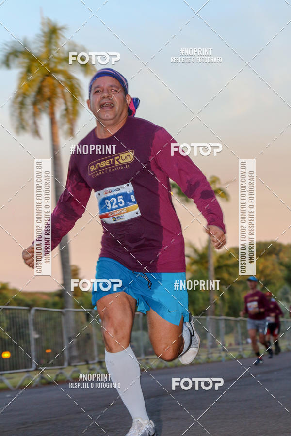 Buy your photos of the eventSunset Run 2019 on Fotop