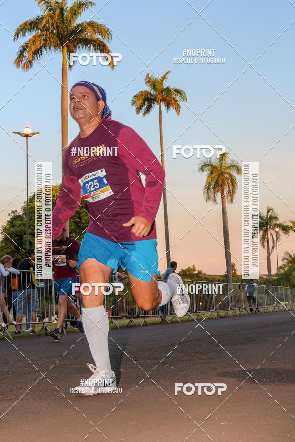 Buy your photos of the eventSunset Run 2019 on Fotop