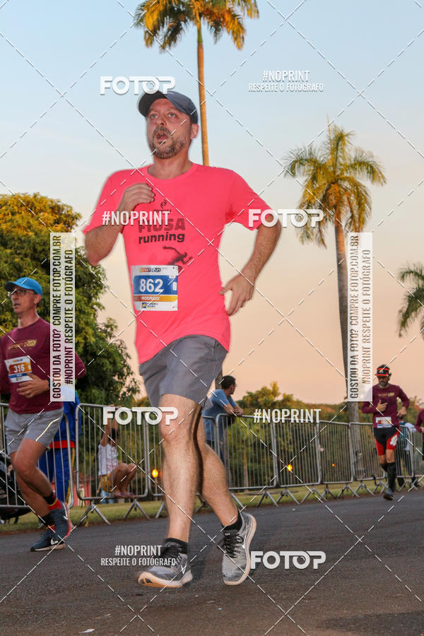 Buy your photos of the eventSunset Run 2019 on Fotop