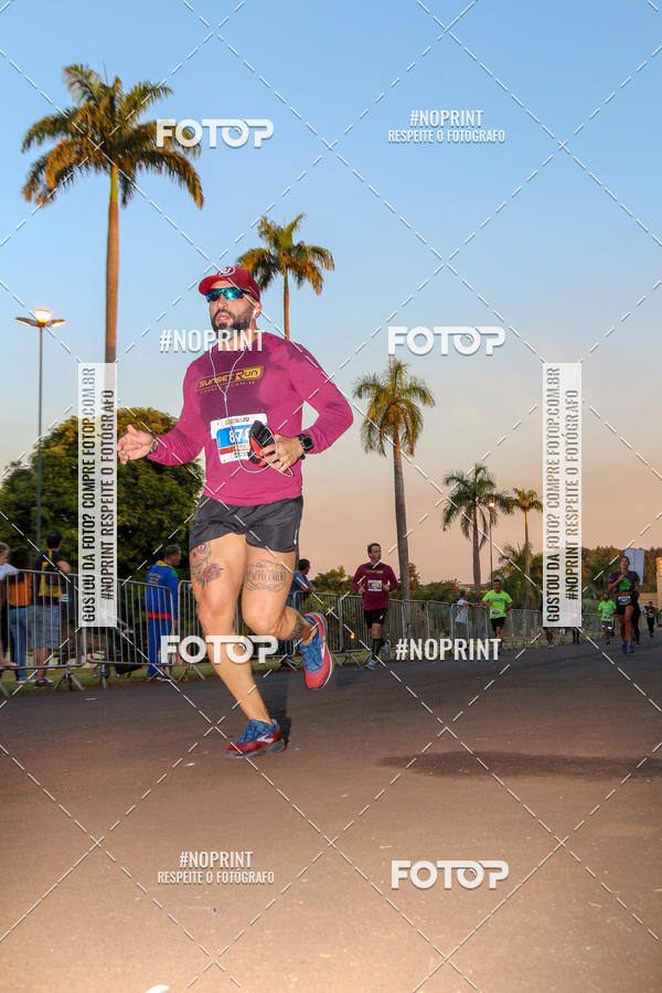 Buy your photos of the eventSunset Run 2019 on Fotop