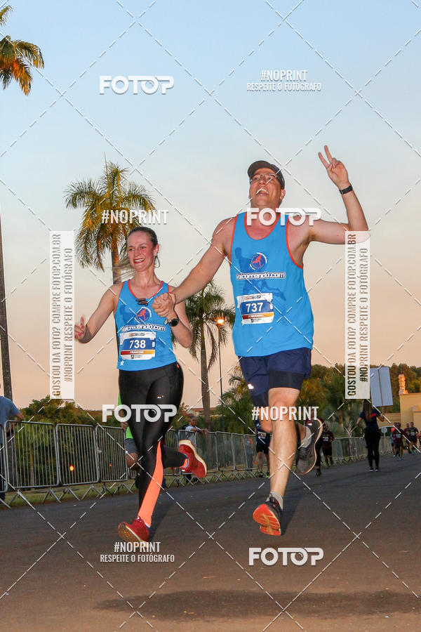 Buy your photos of the eventSunset Run 2019 on Fotop