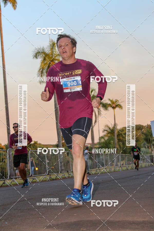 Buy your photos of the eventSunset Run 2019 on Fotop