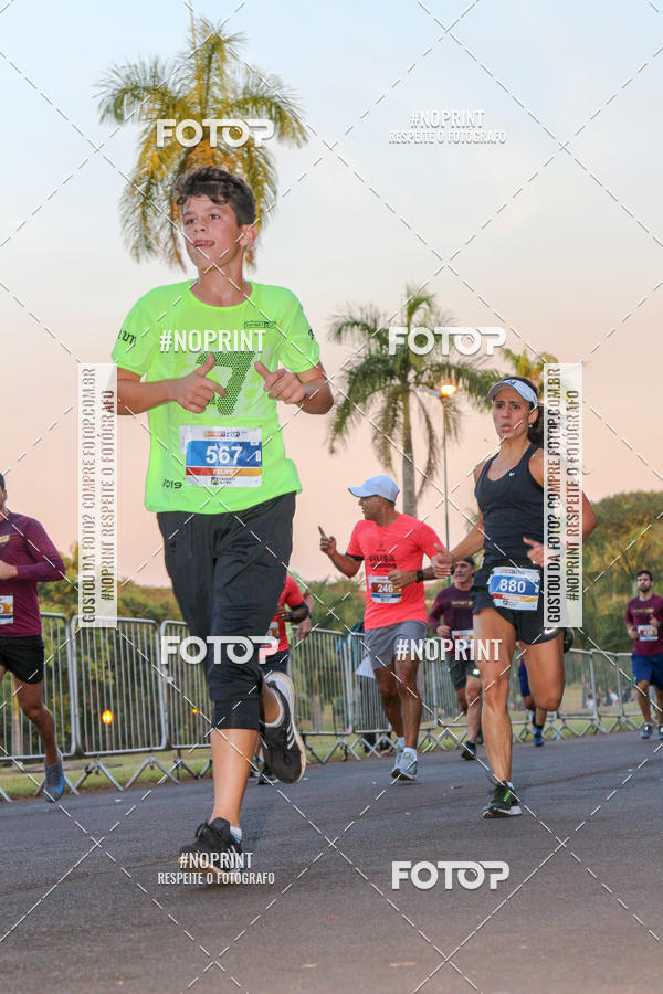 Buy your photos of the eventSunset Run 2019 on Fotop