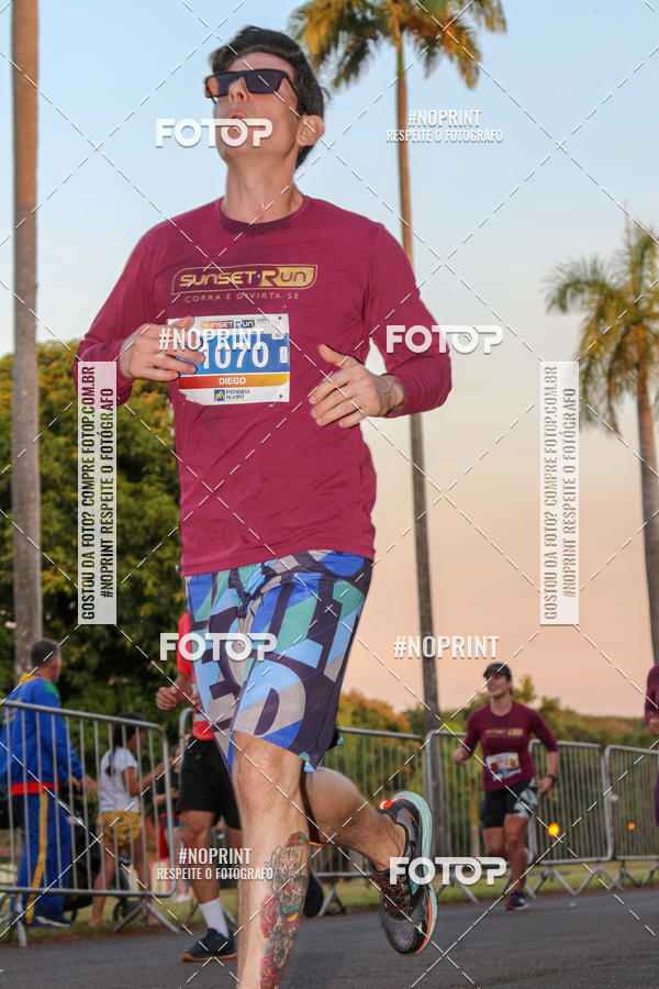 Buy your photos of the eventSunset Run 2019 on Fotop