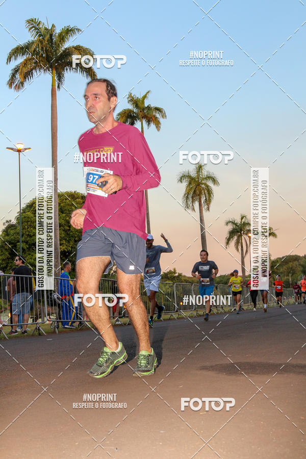 Buy your photos of the eventSunset Run 2019 on Fotop