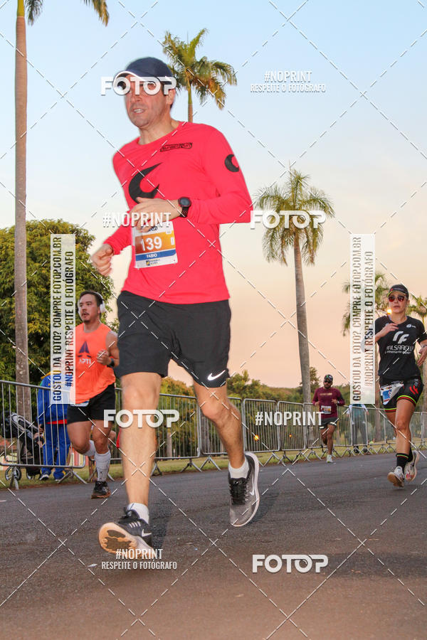 Buy your photos of the eventSunset Run 2019 on Fotop