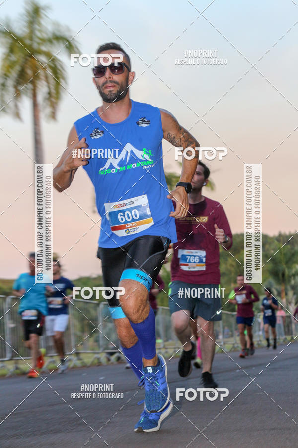 Buy your photos of the eventSunset Run 2019 on Fotop