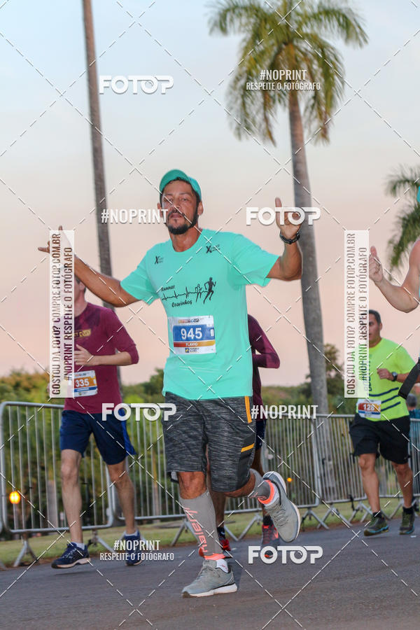 Buy your photos of the eventSunset Run 2019 on Fotop