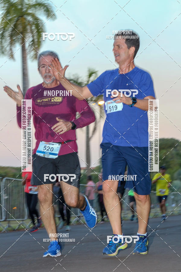 Buy your photos of the eventSunset Run 2019 on Fotop