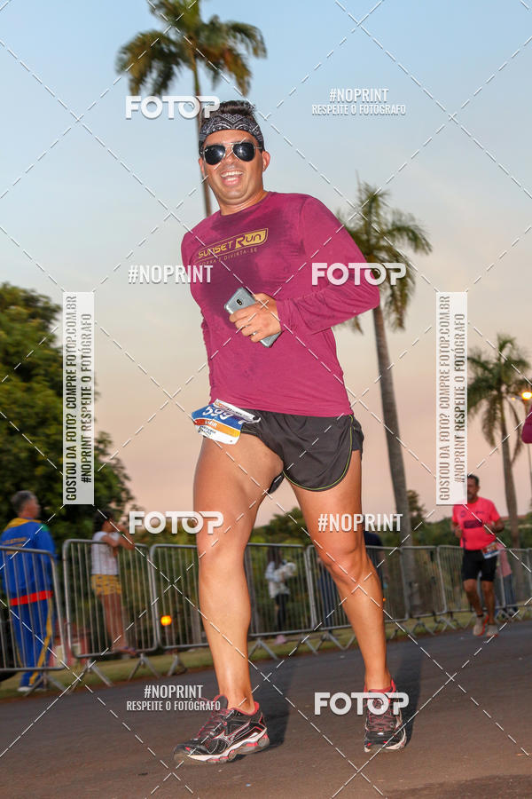 Buy your photos of the eventSunset Run 2019 on Fotop
