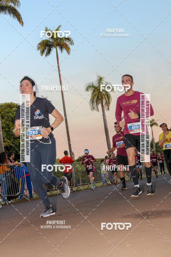 Buy your photos of the eventSunset Run 2019 on Fotop