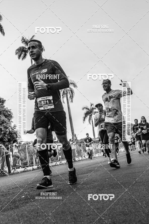 Buy your photos of the eventSunset Run 2019 on Fotop