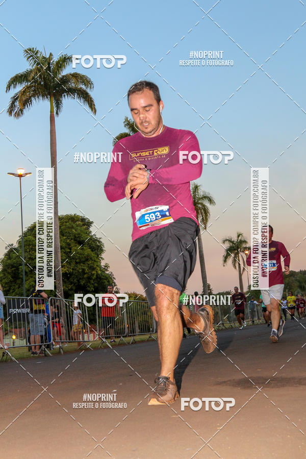Buy your photos of the eventSunset Run 2019 on Fotop