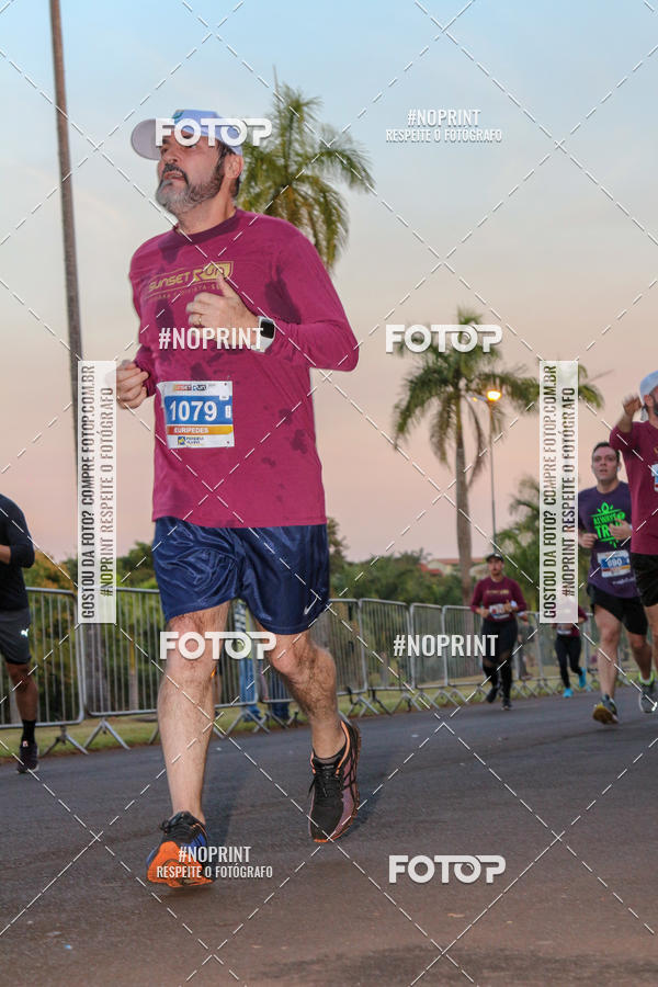 Buy your photos of the eventSunset Run 2019 on Fotop