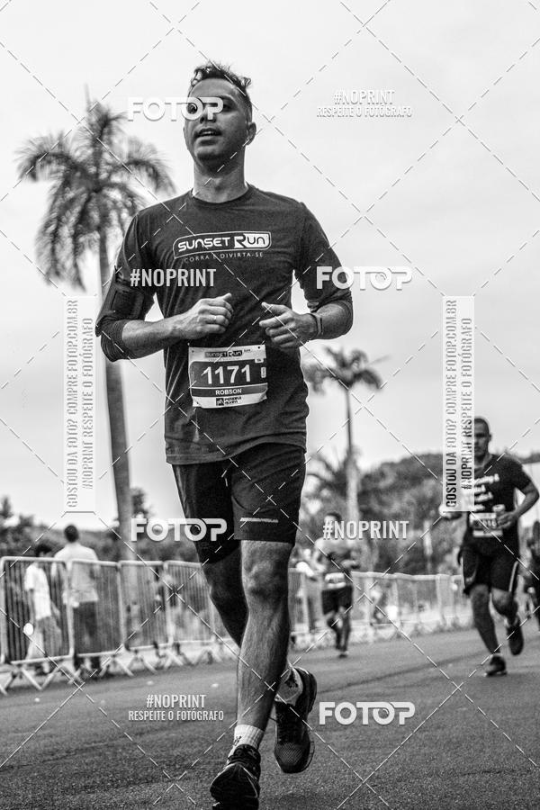 Buy your photos of the eventSunset Run 2019 on Fotop