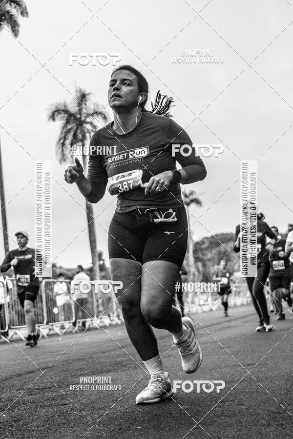 Buy your photos of the eventSunset Run 2019 on Fotop