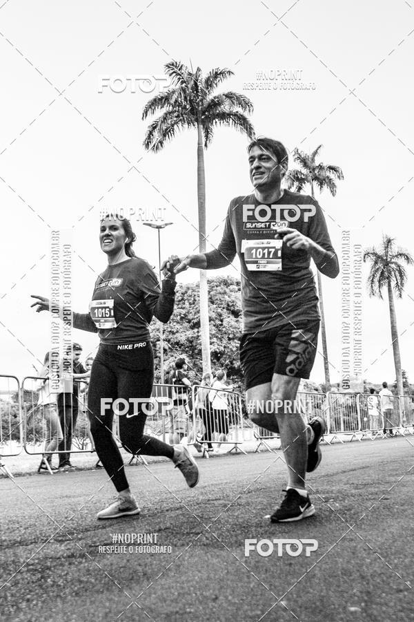 Buy your photos of the eventSunset Run 2019 on Fotop