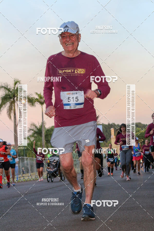 Buy your photos of the eventSunset Run 2019 on Fotop