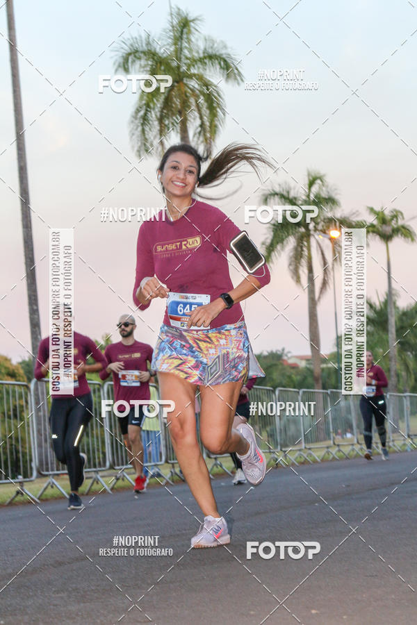 Buy your photos of the eventSunset Run 2019 on Fotop